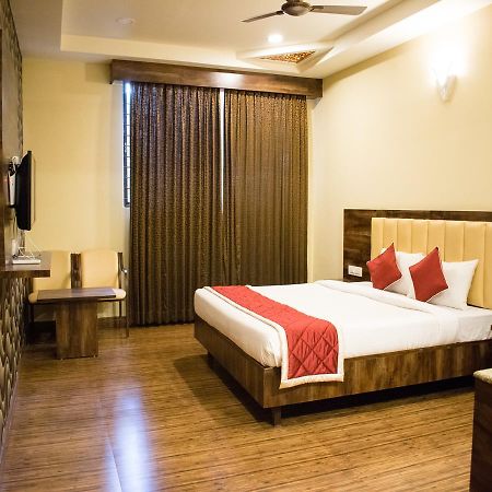 Hotel Mysore Republic Exterior foto