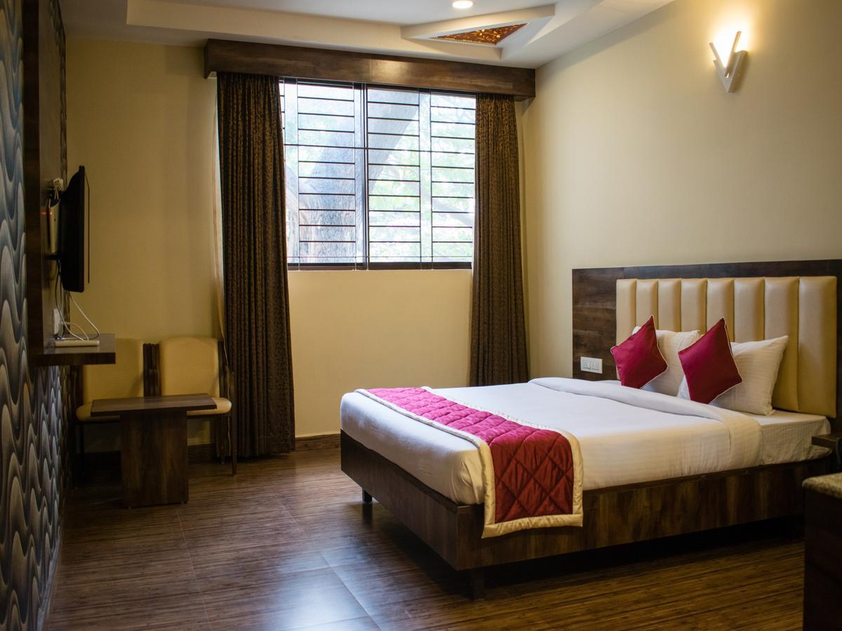 Hotel Mysore Republic Exterior foto