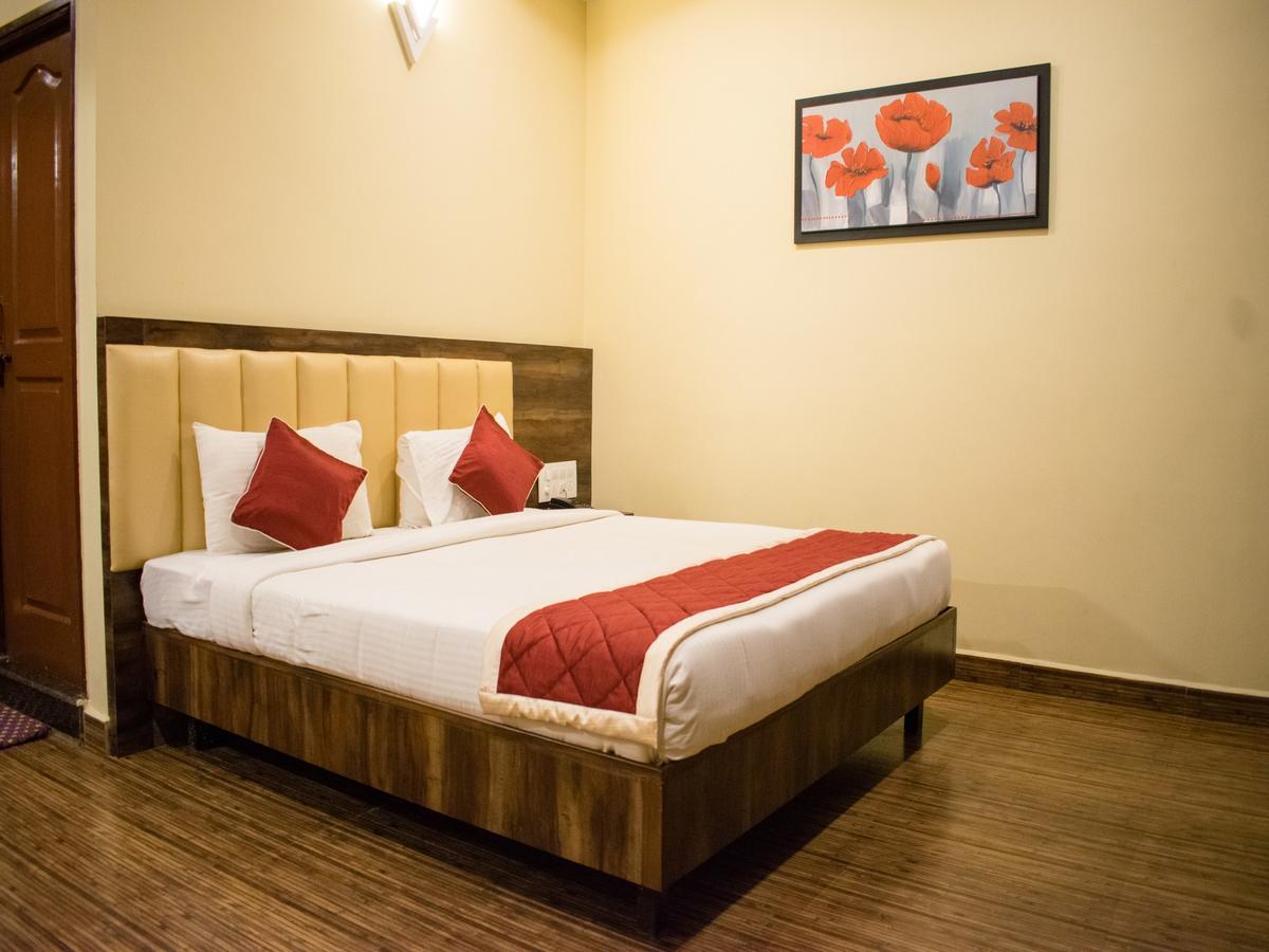Hotel Mysore Republic Exterior foto